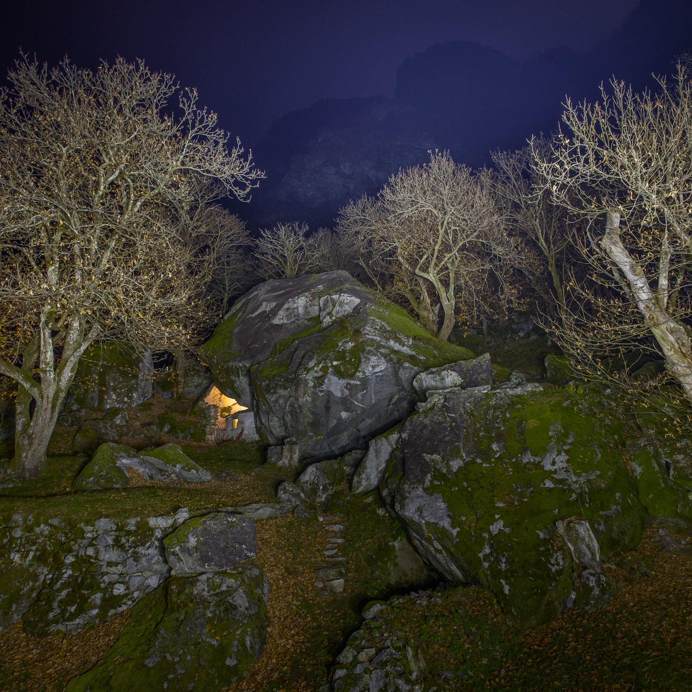 Crop of the first photograph of Noon Moon, a contemporary photo book by artist Nicolas Delaleu. Noon Moon is a photographic account of a dreamlike nocturnal journey through a fantastical landscape.